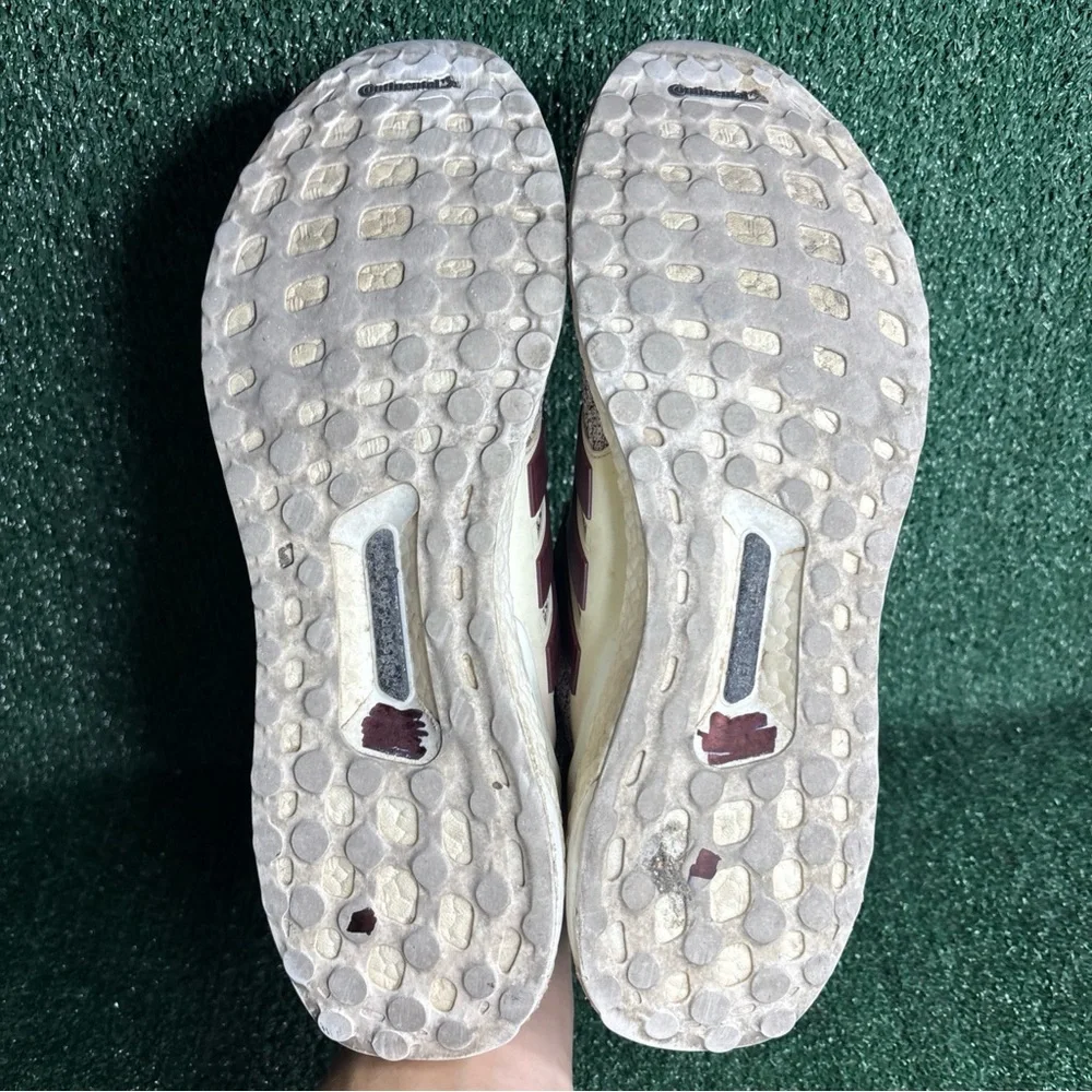 adidas Ultra Boost 4.0 Cloud White Maroo EE3705 Men’s Size 15‎
